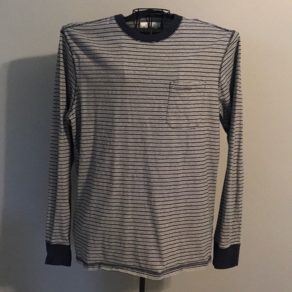 Goodfellow & Co Standard fit long sleeve shirt